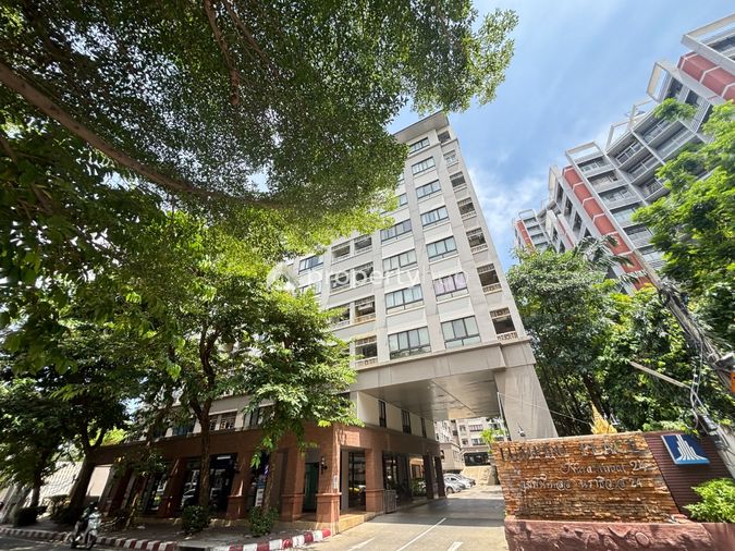 Lumpini Place Narathiwas 24