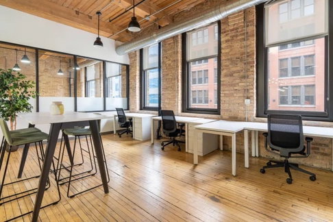 Flexible serviced offices for rent at Chamchuri Square, directly connected to Sam Yan MRT, right in the city center.