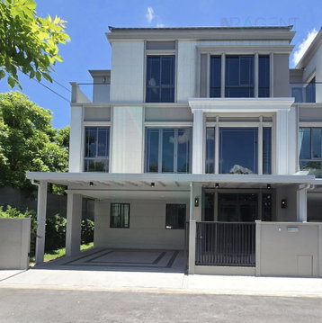 📌 ให้เช่าบ้านเดี่ยว 3 ชั้น บ้านกลางเมือง คลาสเซ่ สุขุมวิท 77 2 ห้องนอน 3 ห้องน้ำ