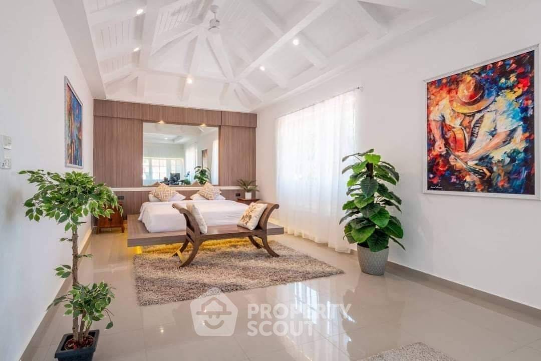 รูป บ้าน 6 ห้องนอน ขนาด 490 ตร.ม. เทมเพิลเลควิลล่า นาจอมเทียน พัทยา (ID 998616) - รูปที่ 8/12