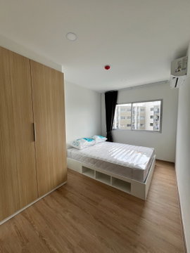 ✨ Ready-to-move-in condo at Sena Eco Town Rangsit Station. New unit, great location near Rangsit University and Red Line BTS. Fully furnished.