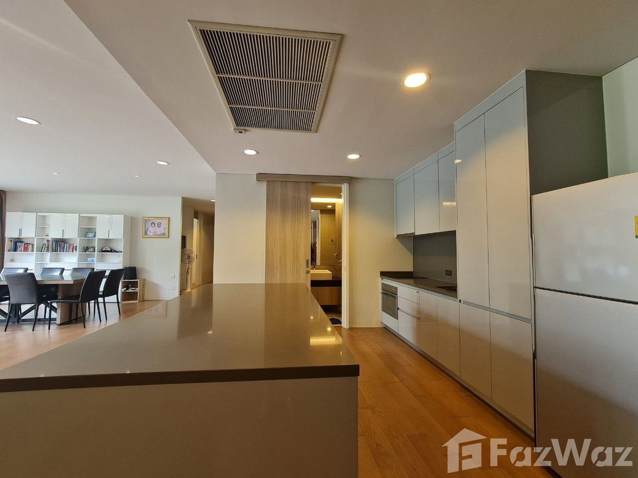 picture 3 Bedroom Condo for sale at Baan Sumranlom  1650142 - 6/24