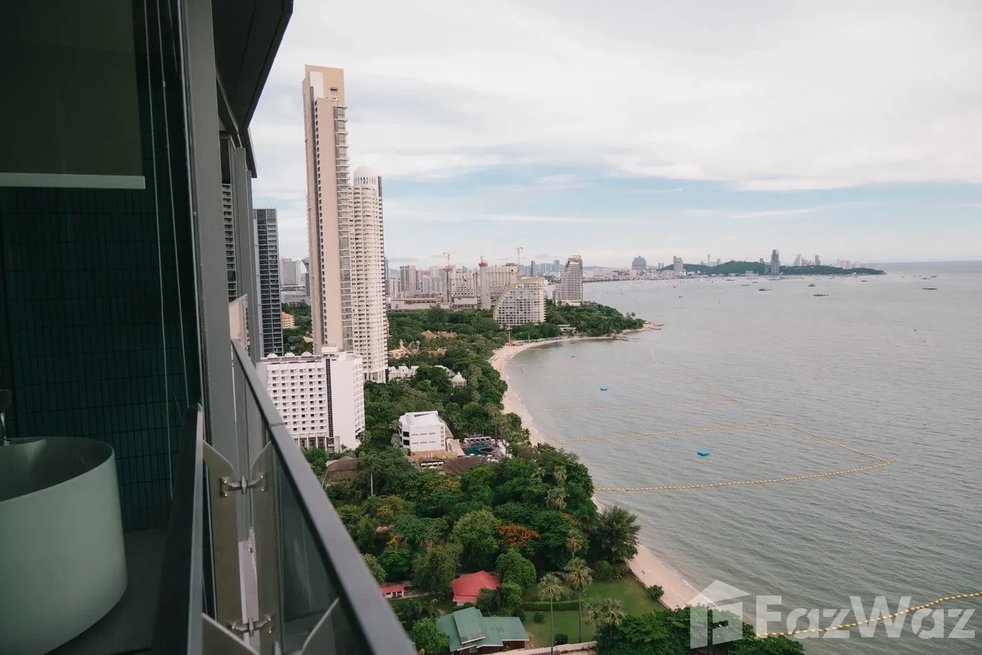 picture Studio Condo for sale at Arom Wongamat 5597198 - 12/19