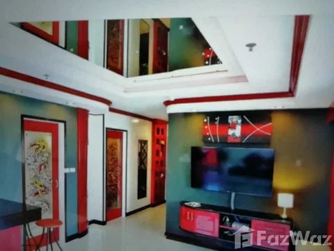 Patong Tower​ in Phuket is just 100m from the beach and 200m from Bangla raod 1107856