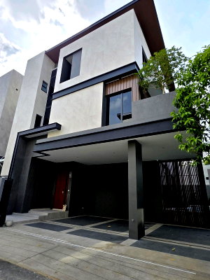 เช่าบ้านเดี่ยว บุญถาวร เกษตรนวมินทร์ : ให้เช่าบ้านเดี่ยวสไตล์ Private Pool Villa 3 ชั้น ระดับ Super Luxury ในย่านเลียบด่วนรามอินทรา