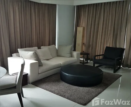 Explore the Wonderful Life in this Vibrant Baan Rajprasong Condo! 45512