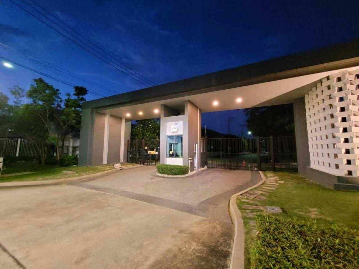 รูป ขายบ้านเดี่ยว หมู่บ้านเซนโทร เวสเกต (Centro Westgate) บางบัวทอง-นนทบุรี 3 นอน 3 น้ำ ราคา 4.99 - รูปที่ 13/14