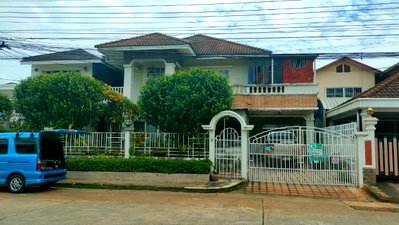 บ้านเดี่ยว ปทุมธานี : ขายบ้านเดี่ยวขนาด 91 ตรว. ในหมู่บ้านเมืองเอก โครงการ 6 พร้อมห้องพัก 7 ห้อง ทำเลใกล้ห้างใกล้มหาวิทยาลัย