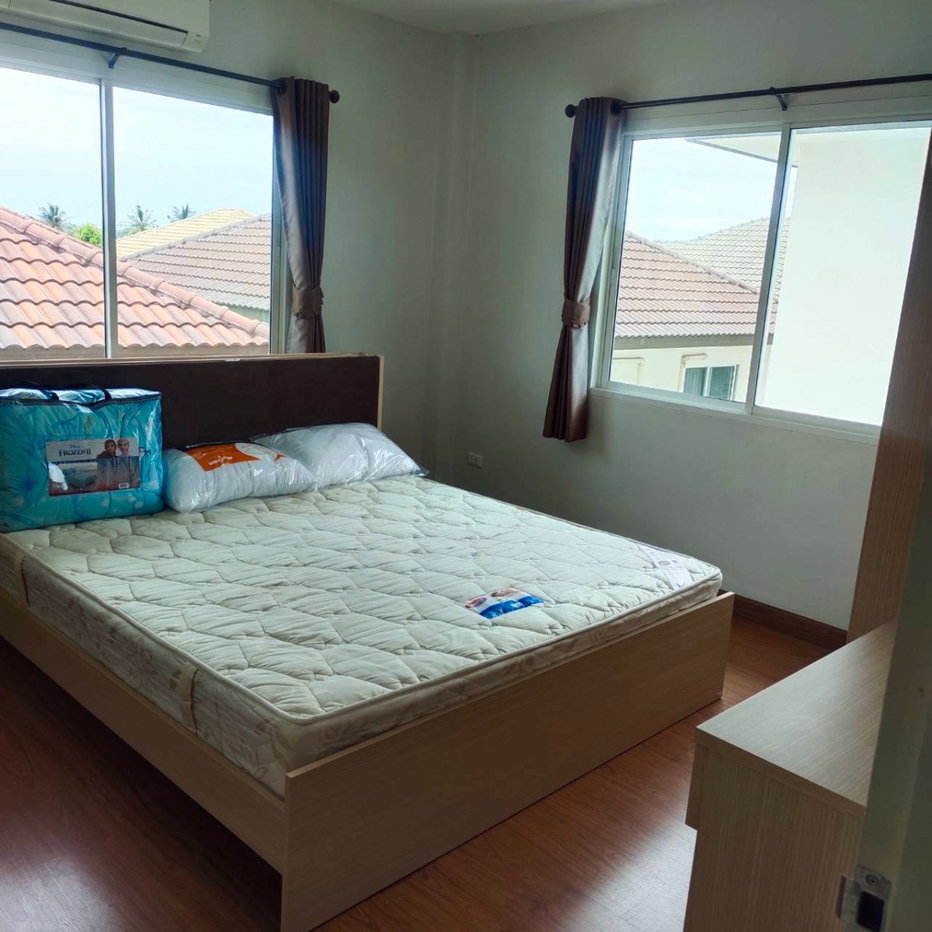 รูป UK06-051 🏡 **บ้านเลควัลเลย์ว่างให้เช่า เริ่มเข้าอยู่ได้ 4 ต.ค.นี้!** 🌿 - ค่าเช่า 30,000 บาท/เดือน - ประกัน 2 เดือน + ล่วงหน้า 1 เดือน - รูปที่ 3/20