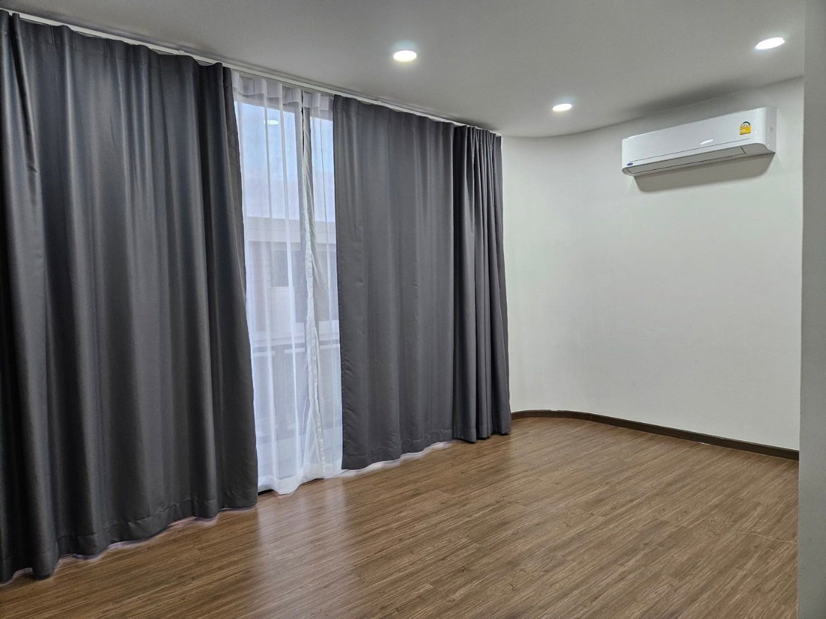 รูป UK06-060 🏡 บ้านให้เช่าหลังมุม – มณีรินทร์ปาร์ค ข้าวหลาม 💵 ราคาเช่า: 25,000 บาท / เดือน - รูปที่ 7/10