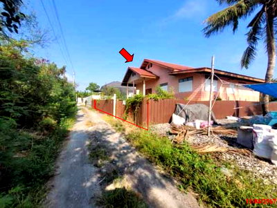 Houses for sale Don Hoi Lot : HOME 109 Sq.w. Muang Samut Songkhram Samut Songkram for 1.4M