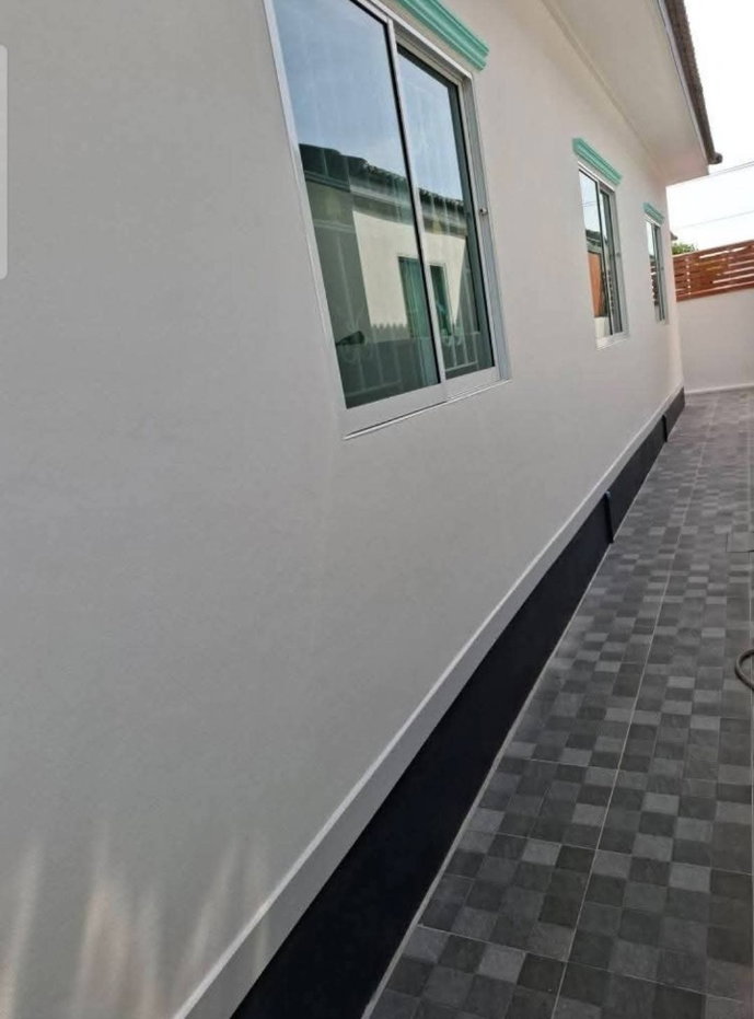 รูป บ้านเดี่ยวทำเลดีสัตหีบ ราคาถูก ตรงข้ามสนามกีฬาราชนาวี  - รูปที่ 12/13