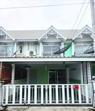 UK06-042 📍📍#House for rent, Linda Park Village, Sukprayoon Road 🏠8000/month 🏠Pay and move in for only 16000.-