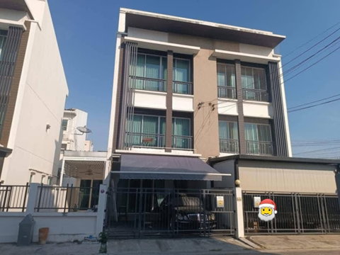 📌 🏡 บ้านกลางเมือง โชคชัย 4 ซอย 50 | ใกล้เซ็นทรัล EastVille | 3 ชั้น พร้อมอยู่