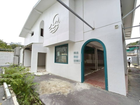 LTHC12961 – Commercial for Rent (อาคารพาณิชย์ให้เช่า) at Phra Khanong Pridi Size approx. 400 sqm. Studio 1 bath Near BTS Phra Khanong ONLY 180K/month