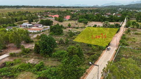 ที่ดินปราณบุรี ติดกับหมู่บ้านฝรั่ง บ้านหนองใหญ่ จ.ประจวบฯ