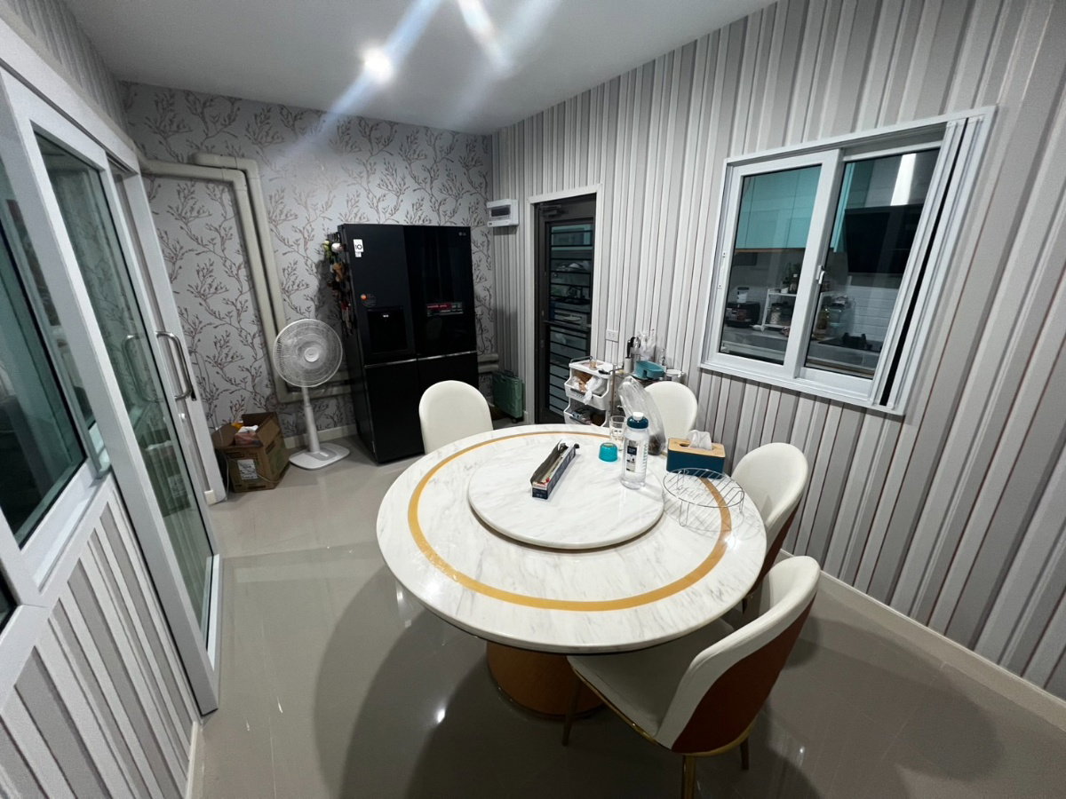 รูป ขายบ้านเดี่ยว 2 ชั้น หมู่บ้านดิ เอ็กซ์เทนโซ เลียบวารี - รูปที่ 5/18
