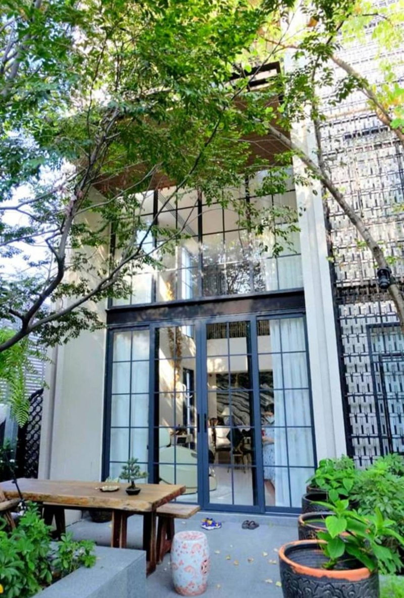 ขายบ้านเดี่ยว : Luxury House 4 Bedroom 425sq.m Townhome Sukhumvit 31 for sale ขายบ้านหรู สุขุมวิท 31 อโศก 4ห้องนอน 425sq.m ห้องใหญ่ กว้าง สวย  0879074045