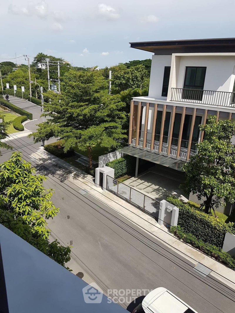 Houses for rent : 4-BR House For Rent At AQ Arbor Suanluang Rama 9–Pattanakarn, Dokmai (ID 1565435)