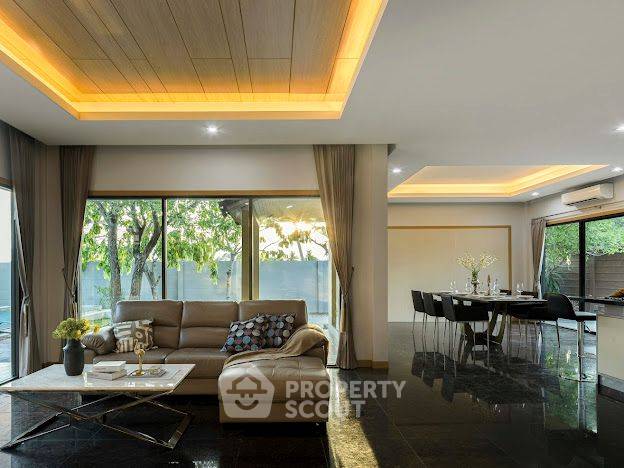รูป วิลล่า 3 ห้องนอน ให้เช่า บ้านพัทยา 5 ฮวยใหญ่ (347 ตร.ม.) (ID 2257173) - รูปที่ 8/16