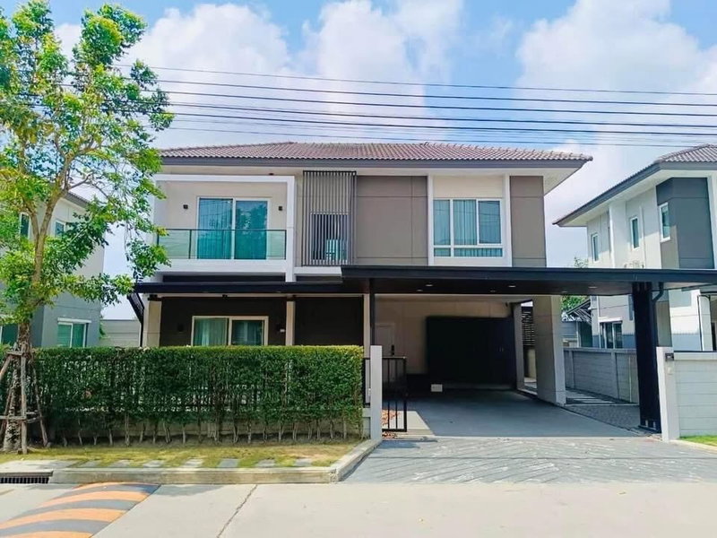 Houses for rent : Centro Rama 9-Krungthep Kreetha   