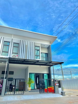 UK06-080 🏠 House for rent, ready to move in 📍 Opposite Robinson, less than 3 minutes away 💰 Rent: 18,000 baht/month