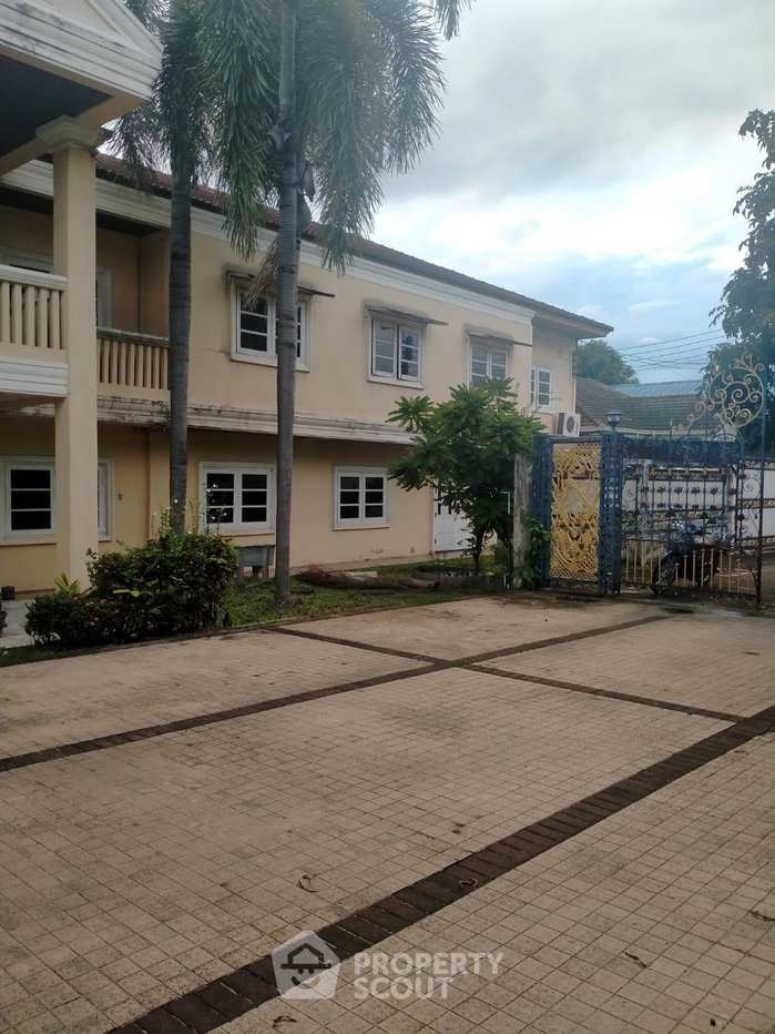 รูป บ้าน 7 ห้องนอน สำหรับขาย ในสวนหลวง กรุงเทพ 596 ตร.ม. (ID 878370) - รูปที่ 3/7
