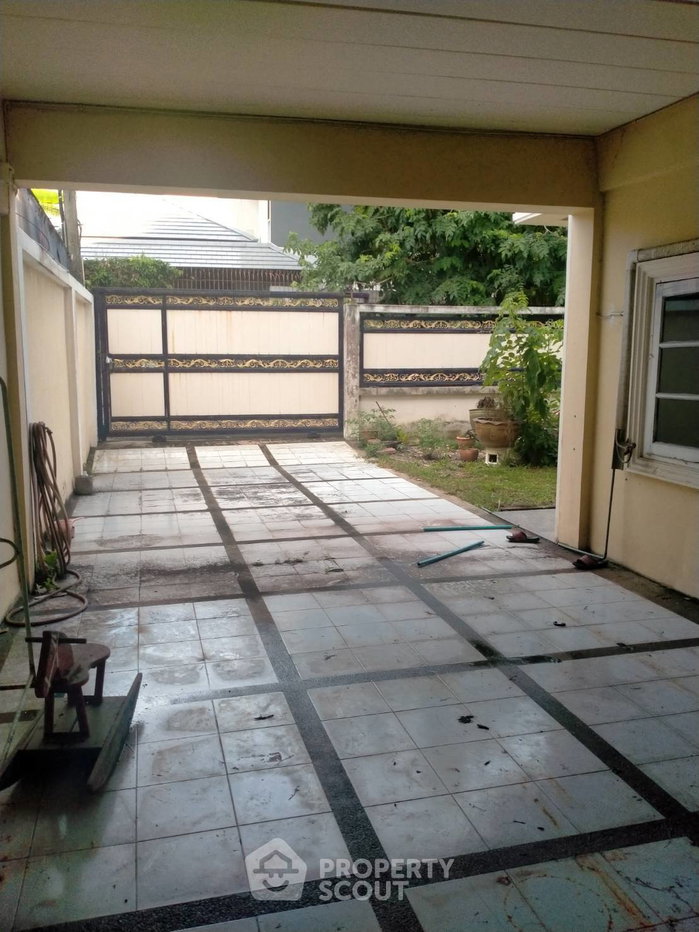 รูป บ้าน 7 ห้องนอน สำหรับขาย ในสวนหลวง กรุงเทพ 596 ตร.ม. (ID 878370) - รูปที่ 4/7