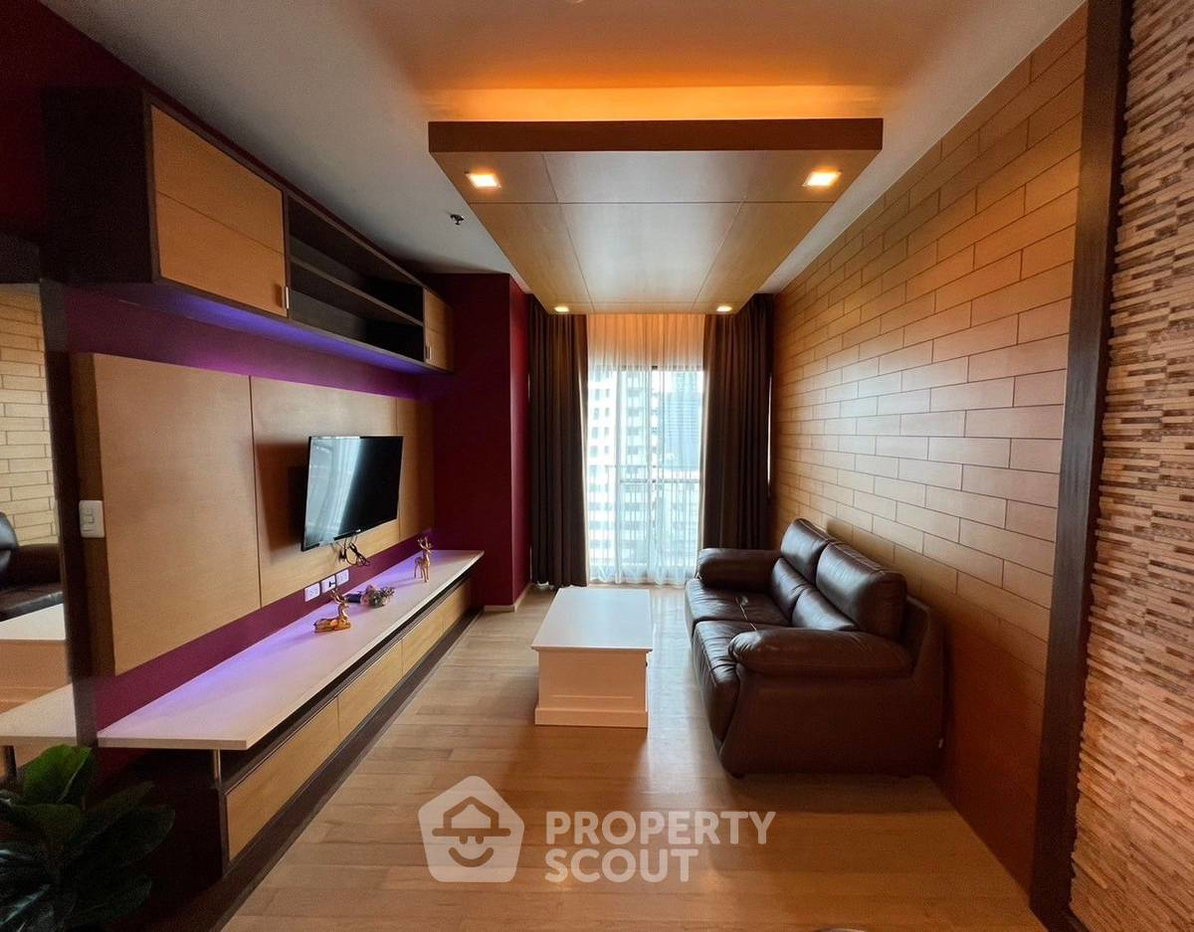 รูป คอนโด 1 ห้องนอน 48 ตร.ม. ในนอร์เบิล รีไฟน์ พร้อมพงษ์ 200 ม. ถึง BTS พร้อมพงษ์ (ID 515417) - รูปที่ 2/5