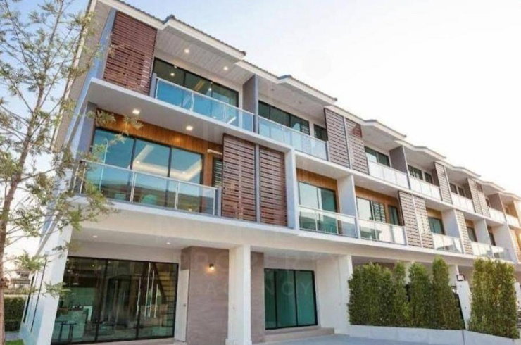 Townhouses for sale : 🔥HotDeal‼️House For Sale | Supalai Essence Ladprao
