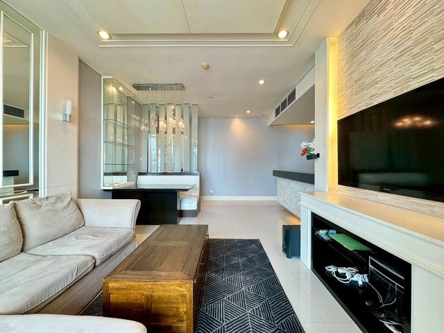 รูป Aguston | Beautiful 2 Bedroom Condo in Phrom Phong Area - BR1892CD - รูปที่ 3/40