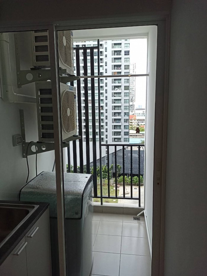 picture Condo For Rent // Regent Home Bangna - 10/12