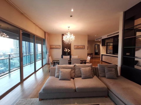 The Madison ห้องสวย ราคาดี สอบถามเพิ่มเติมได้ที่ Line @condorental