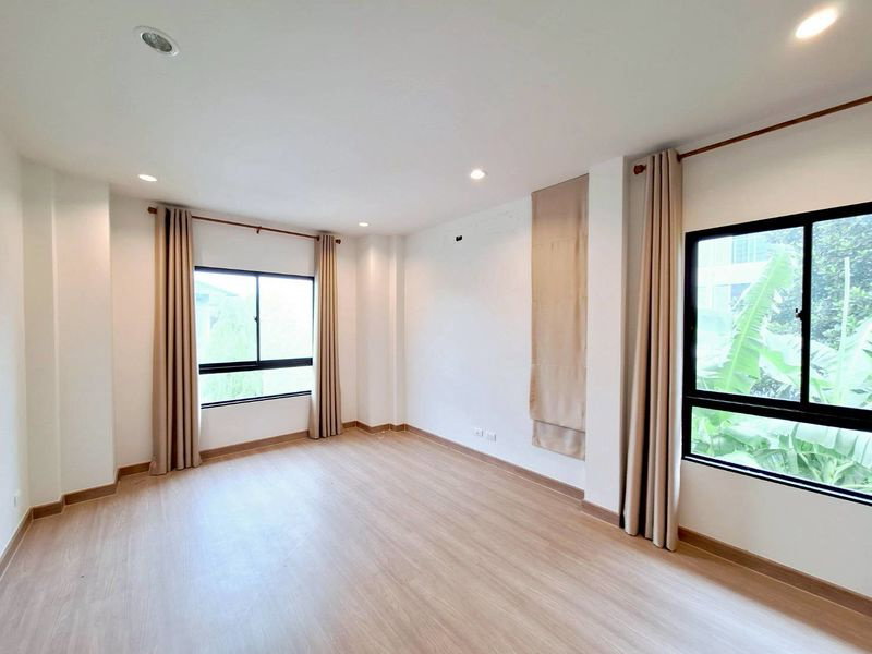 รูป ✨✨✨หมู่บ้านมิตติ ลำลูกกา คลอง 6 – ราคาพิเศษ!   โอกาสดีทั้งอยู่เองและลงทุน 🏡 - รูปที่ 15/20