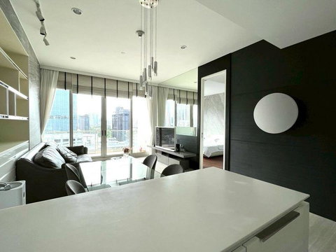 LTHC13047 – Condo for Sale at 185 Rajadamri Size 69.52 sqm. 1 Bed 1 Bath Near BTS Rajadamri / MRT Silom ONLY 23MB