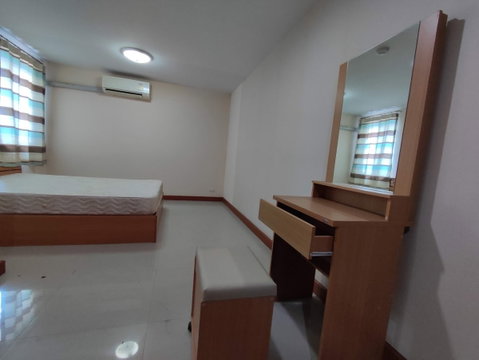 P-142056 Stunning City Views! Sathorn Bridge Tower 1 Bed Near BTS 2.58M | Line Id @easythaihome | +66(0)85-592-2897