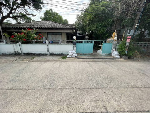 ขายที่ดินบ้านเดี่ยวปุณณวิถี วชิรธรรมสาธิต สุขุมวิท101/1 ที่ดิน 142 ตร.ว ถนนกว้าง กล้รถไฟฟ้าBTSปุณณวิถี อุดมสุข ศรีนครินทร์ บางนา ขายถูก 087-9074045