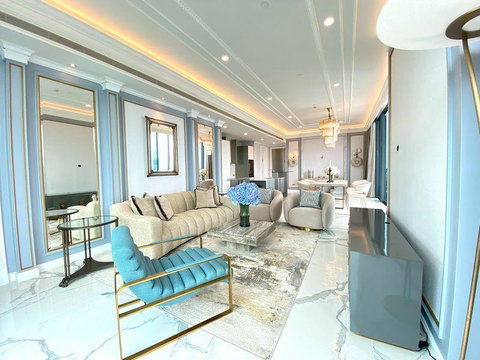 LTHC13039 – Condo for Rent at MARQUE SUKHUMVIT Size 185 sqm. 2 Bed 3 Bath Near BTS Phrom Phong ONLY 350K/Month