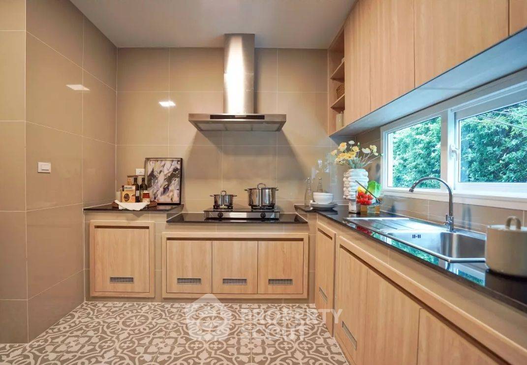 รูป บ้านเดี่ยว 4 ห้องนอน พร้อมเลี้ยงสัตว์ได้ ขายที่ ศรัณสิริ แกรนด์ พุทธมณฑล สาย 3 (ID 2009146) - รูปที่ 7/10