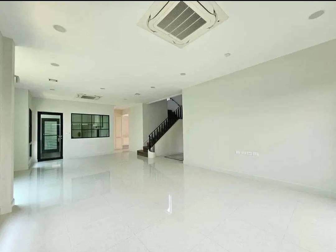รูป ให้เช่า บ้านเดี่ยวสุดหรู NANTAWAN ปิ่นเกล้า-กาญจนา พื้นที่กว้าง พร้อมเข้าอยู่ เลี้ยงสัตว์ได้ - รูปที่ 7/28