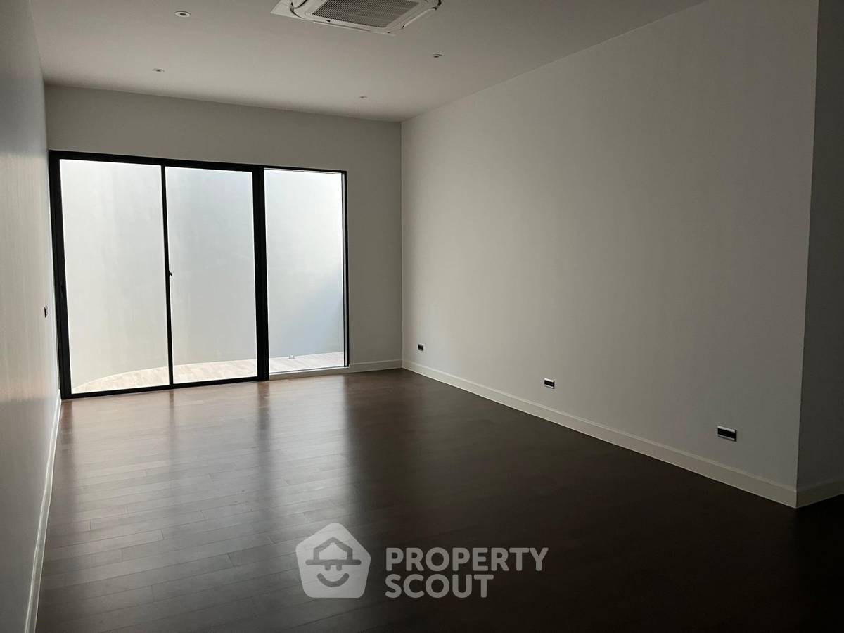 รูป บ้านเดี่ยว 3 ห้องนอน ขาย บุแกน กรุงเทพกรีฑา ใกล้ หัวหมาก (ID 1836607) - รูปที่ 13/18