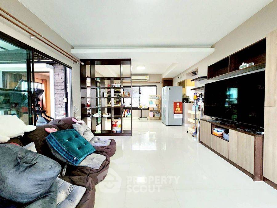 รูป บ้าน 4 ห้องนอน สำหรับขาย มันตนา บางนา กม.7 | บางแก้ว บางพลี สมุทรปราการ (ID 2147297) - รูปที่ 3/9