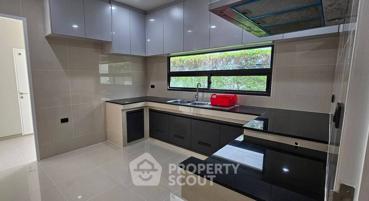รูป บ้าน 5 ห้องนอน ให้เช่า โครงการเศรษฐสิริ-กรุงเทพกรีฑา 2 ทำเลหัวหมาก (ID 2269183) - รูปที่ 11/13