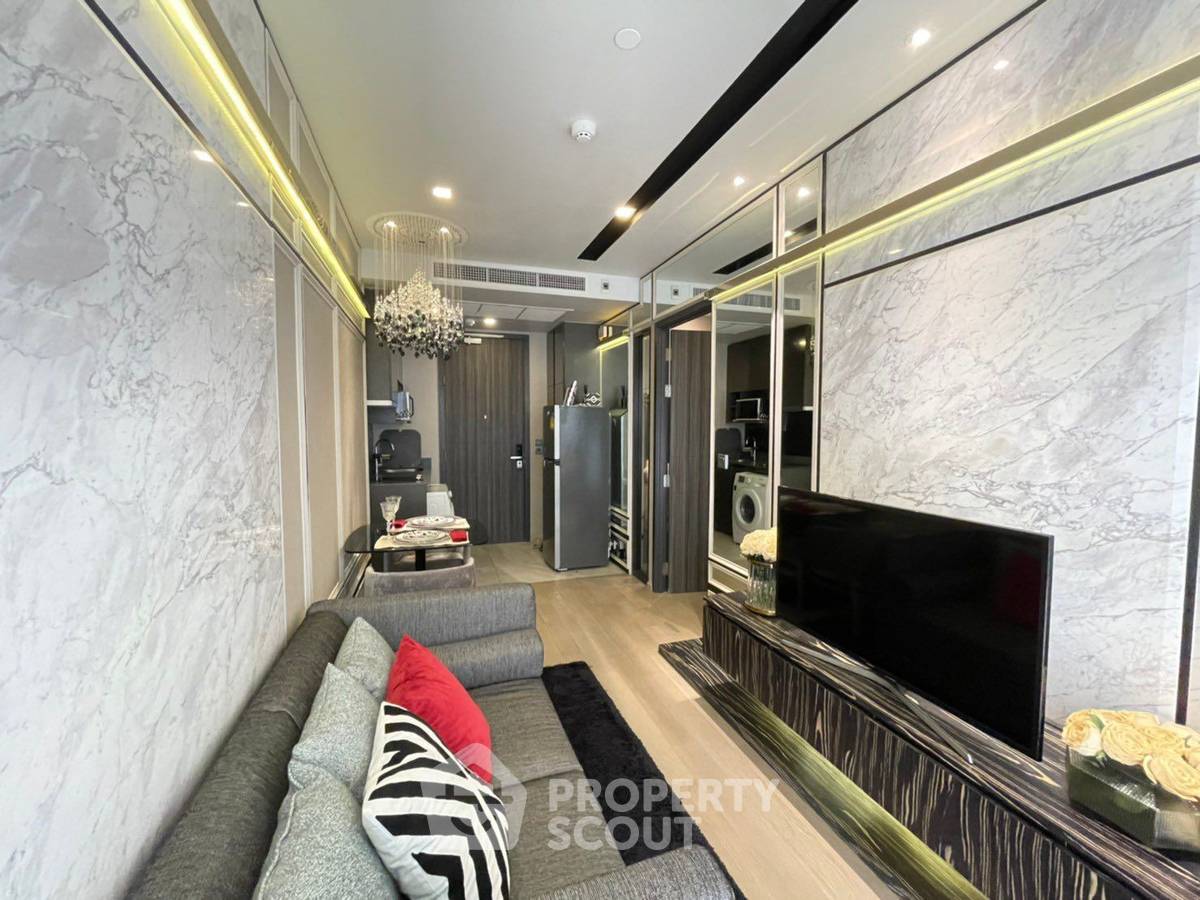 picture 70m To MRT Sukhumvit: 17th-Floor 1-BR At Ashton Asoke (ID 2262393) - 1/7