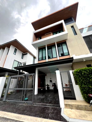ขายบ้านเดี่ยว : 📌 ขายบ้านเดี่ยว โครงการ ดิ เอวา เรสซิเดนซ์ สุขุมวิท 2 ชั้น 3 ห้องนอน 4 ห้องน้ำ
