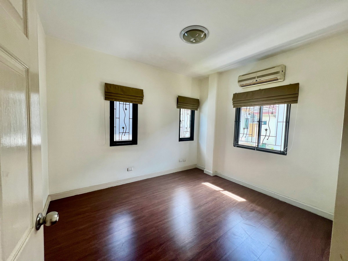 รูป ขายบ้าน สไตล์โมเดิร์น หมู่บ้านเศรษฐสิริ วงแหวน - สุขาภิบาล 2 - รูปที่ 14/29