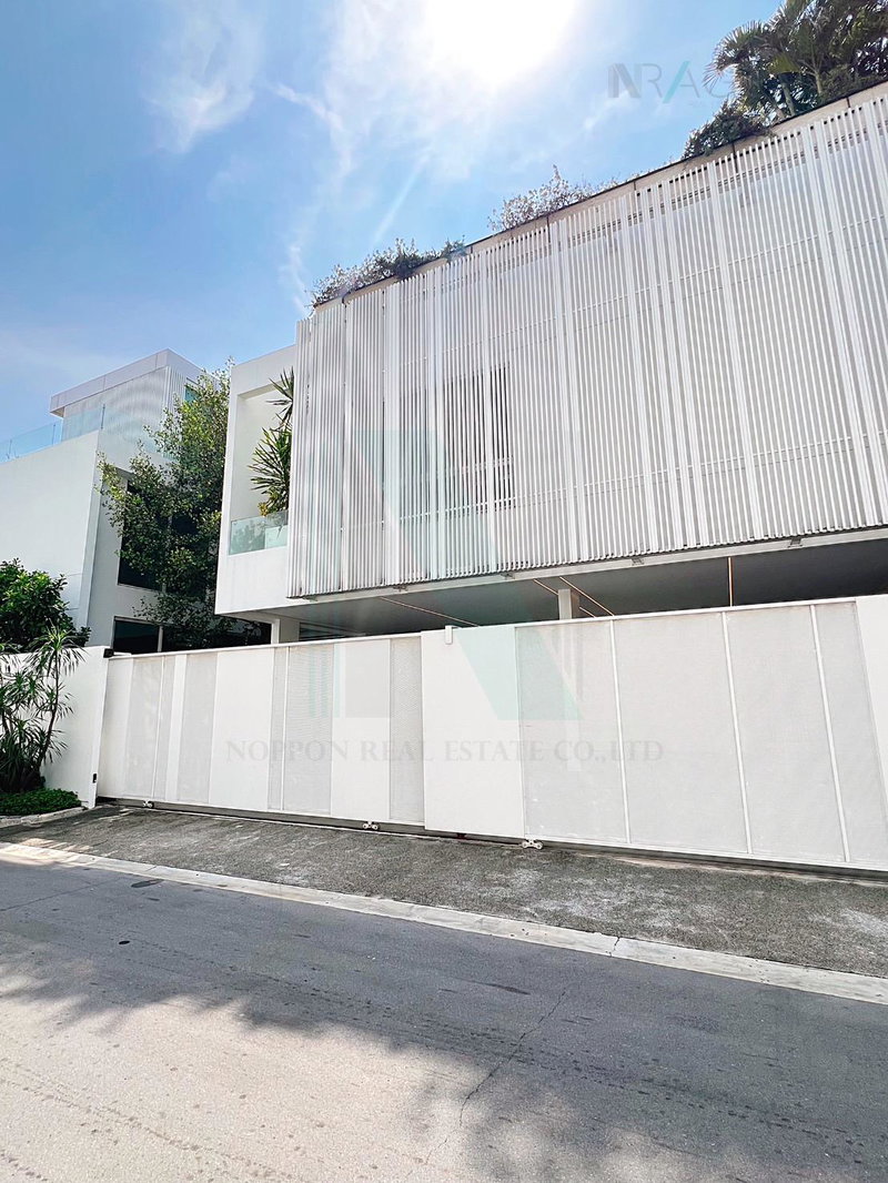 Houses for rent : 📌 For Rent 3-story House VIVE EKKAMAI-RAMINTRA 4 bedroom 6 bathroom