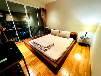 Condos for rent : @Condorental condo for rent The Emporio Place