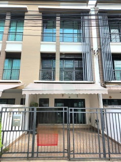 For Sell Town house BAAN KLANG MUANG NAWAMIN 42 3-story 3 bedroom 3 bathroom
