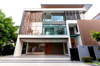 Houses for sale : For Sell House THE GENTRY VIBHAVADI 3-story 5 bedroom 7 bathroom